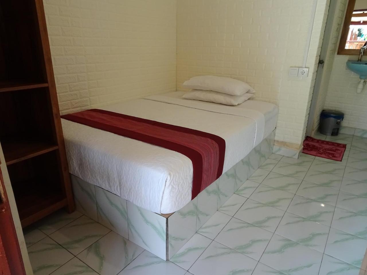 Aldi'S Homestay Kuta  Экстерьер фото